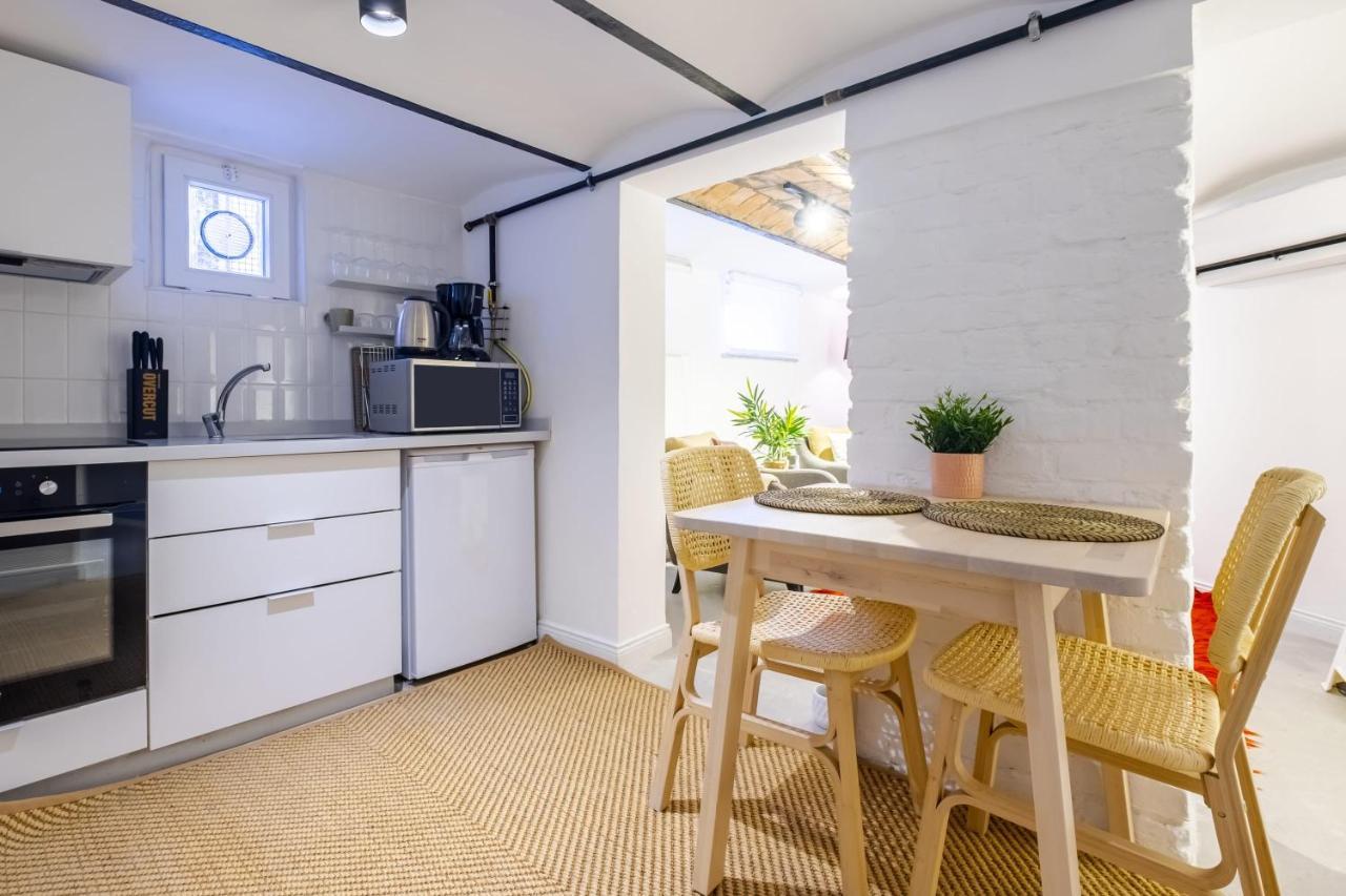 Apartmán Vibrant Flat 5 Minutes Walk To Istiklal In Beyoglu Istanbulská provincie Exteriér fotografie