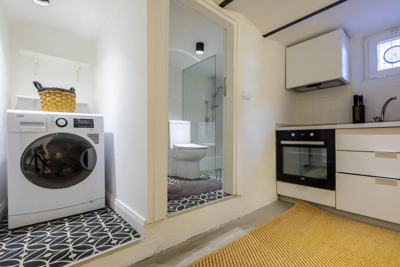 Apartmán Vibrant Flat 5 Minutes Walk To Istiklal In Beyoglu Istanbulská provincie Exteriér fotografie